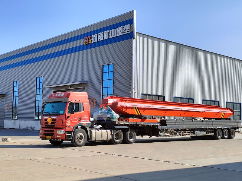 電動單梁起重機(jī)，LD20t-26.8m，4臺，發(fā)往石家莊交付客戶使用。